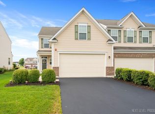 1043 Sears Cir, Elburn, IL 60119
