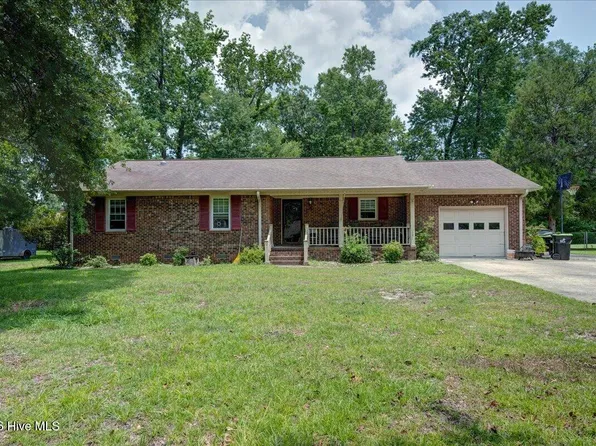 1412 Oxford Lane, New Bern, NC 28562