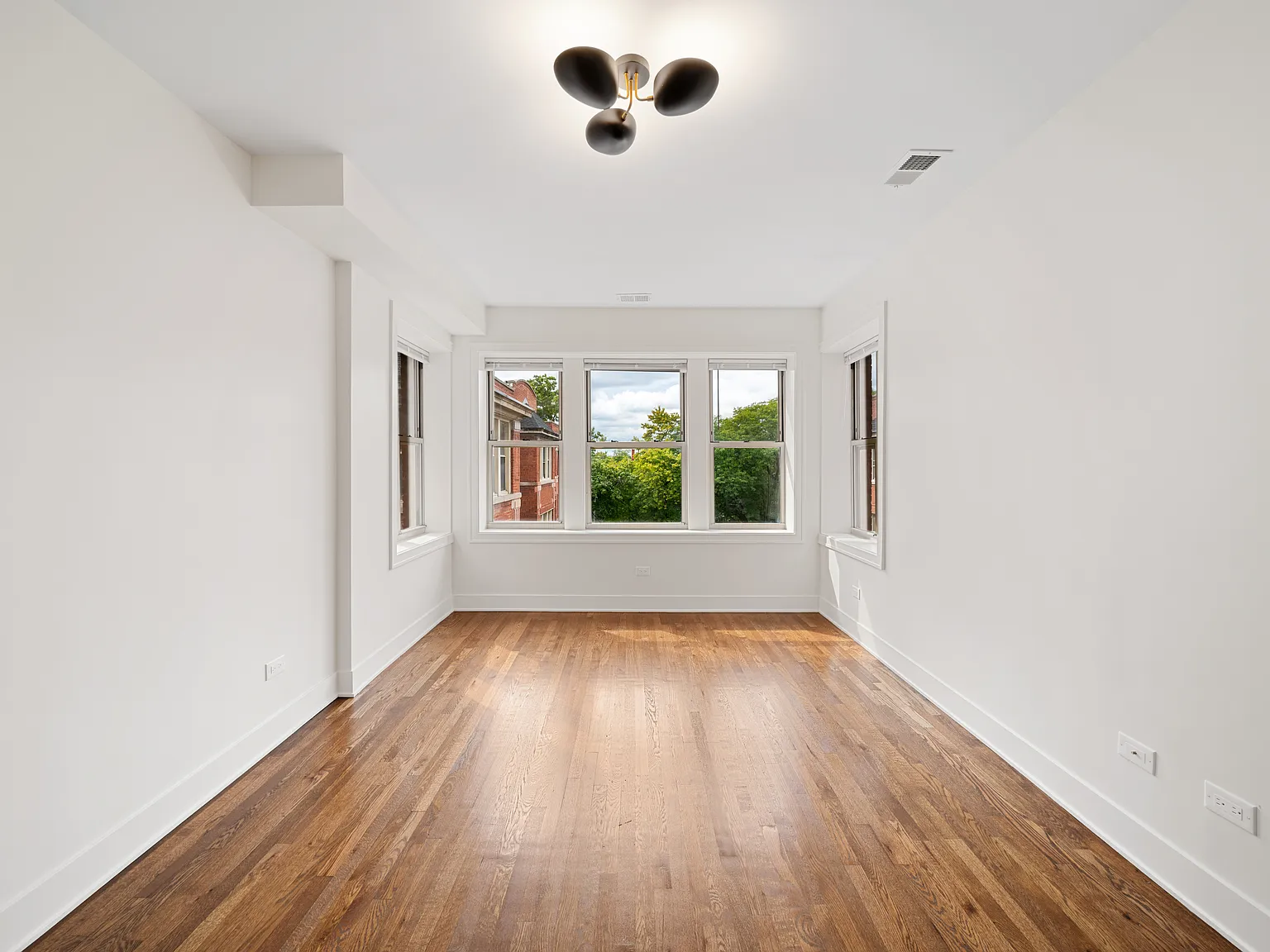 2 bed, $2,395 — Photo 3