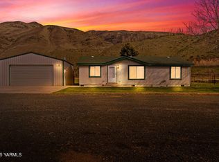 12746 Old Naches Hwy, Naches, WA 98937