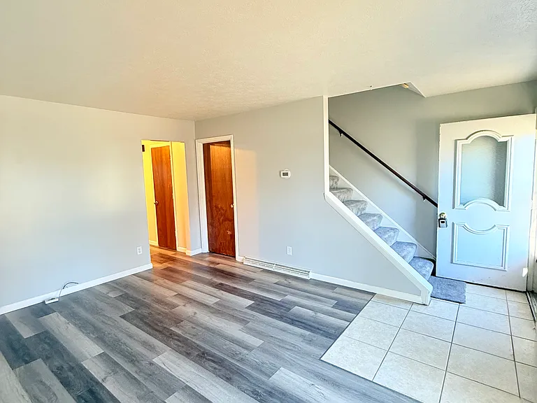 4272 Lorwood Dr — Photo 2