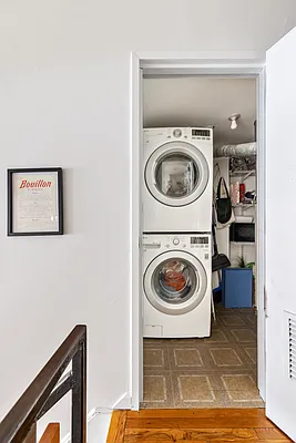Sold by Compass | media 10