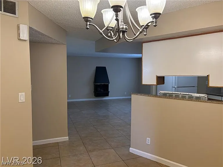 2080 Karen Ave #17 — Photo 7