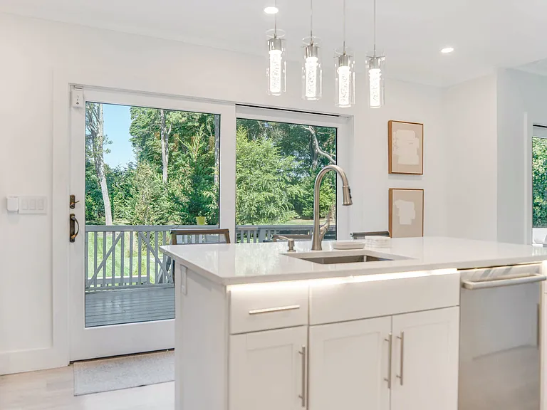 41 Shinnecock Hills Rd — Photo 14