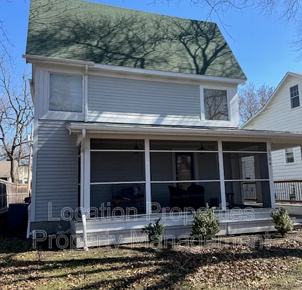1704 Mississippi St — Photo 3