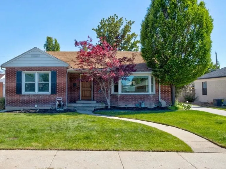 1728 E Edward Ave — Photo 30