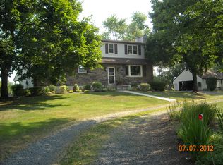 112 Stover Park Rd, Pipersville, PA 18947