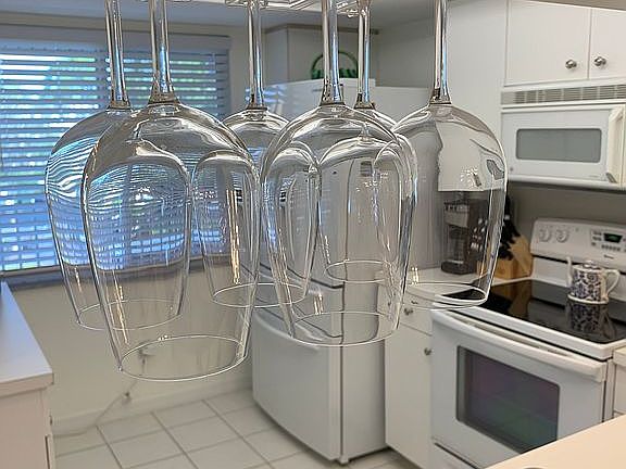 5th image of 4111 Lorene Dr Unit 304