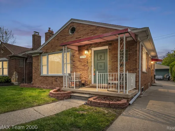 7275 Colonial St, Dearborn Heights, MI 48127