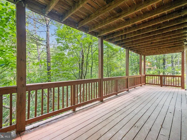 94 Deer Trl, Mount Jackson, VA 22842