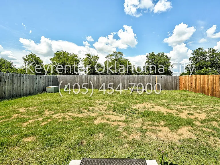 2024 Carrol St — Photo 33