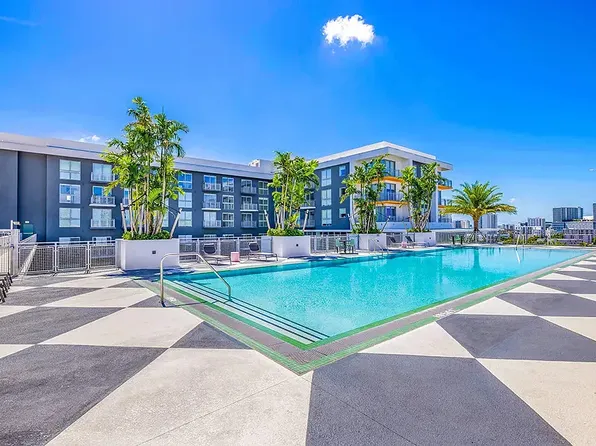 1644 NW 19th Ter #521, Miami, FL 33125