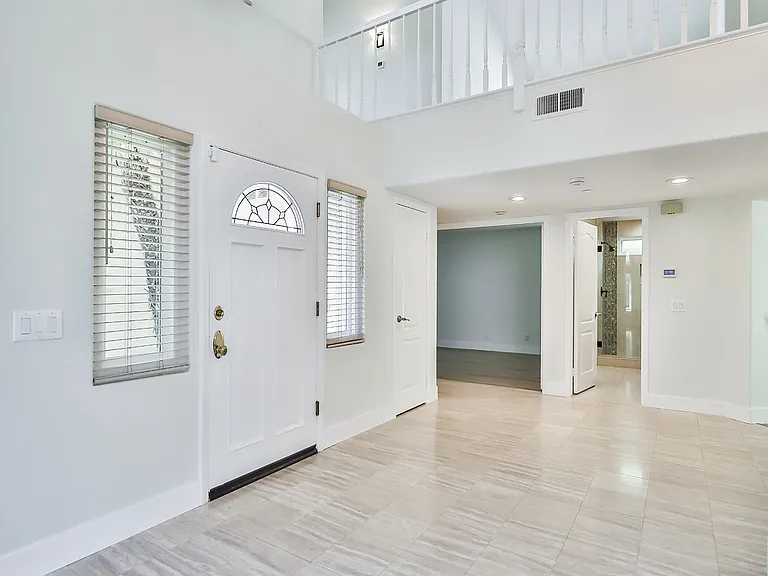 5618 Silver Valley Ave — Photo 7