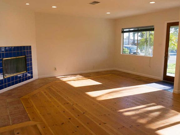 2nd image of 2367 Pierpont Blvd