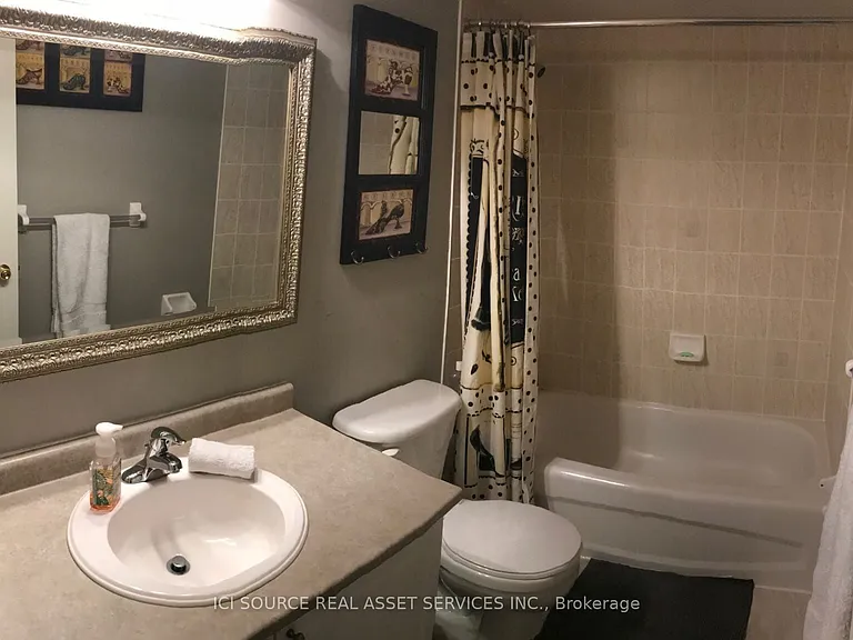 42 Keywood St — Photo 24