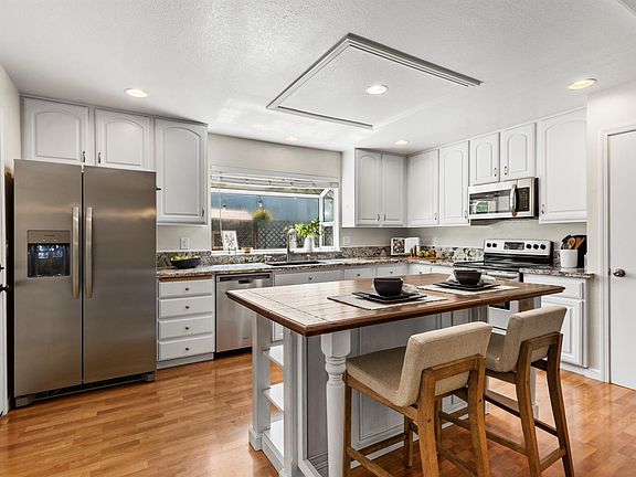 5th image of 6191 Santa Clara Place