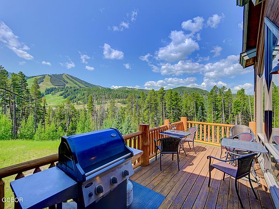 5th image of 403 Antler Way
