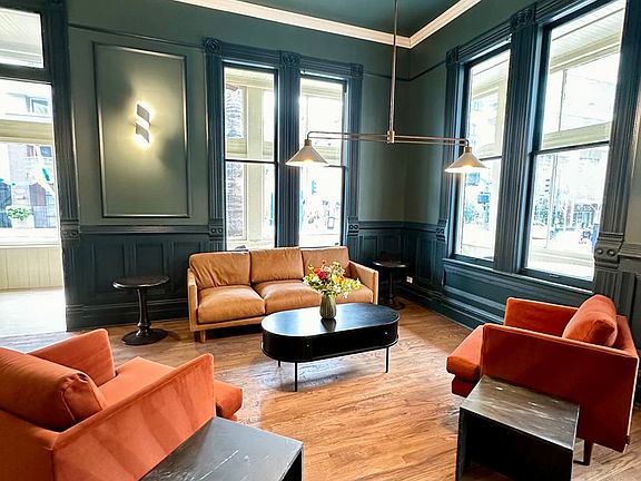 3rd image of 509 Park Blvd #201