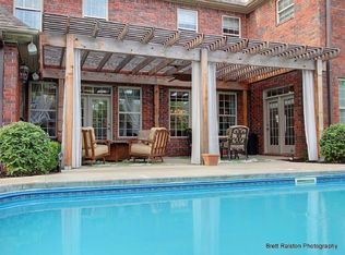 207 Ridgefield St, Bentonville, AR 72712