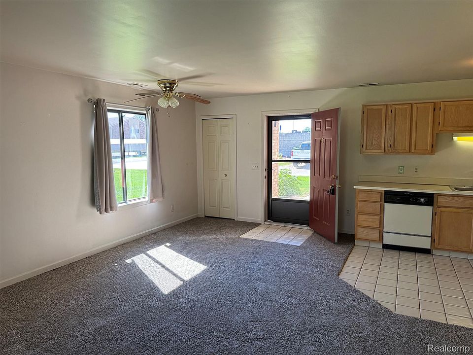 16149 Clarkson Dr, photo 6