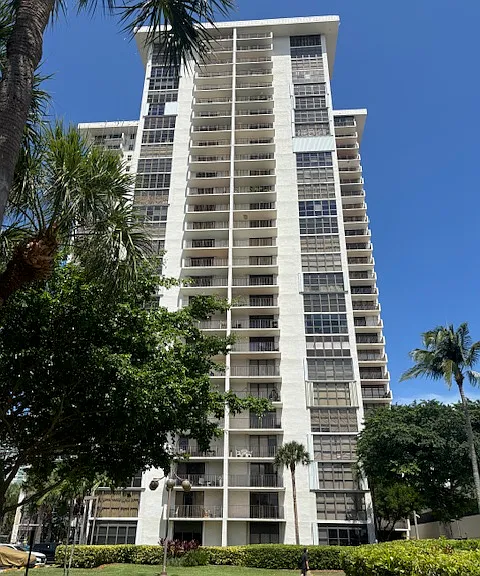 18181 NE 31st Ct #21-C — Photo 1