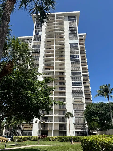 18181 NE 31st Ct #21-C