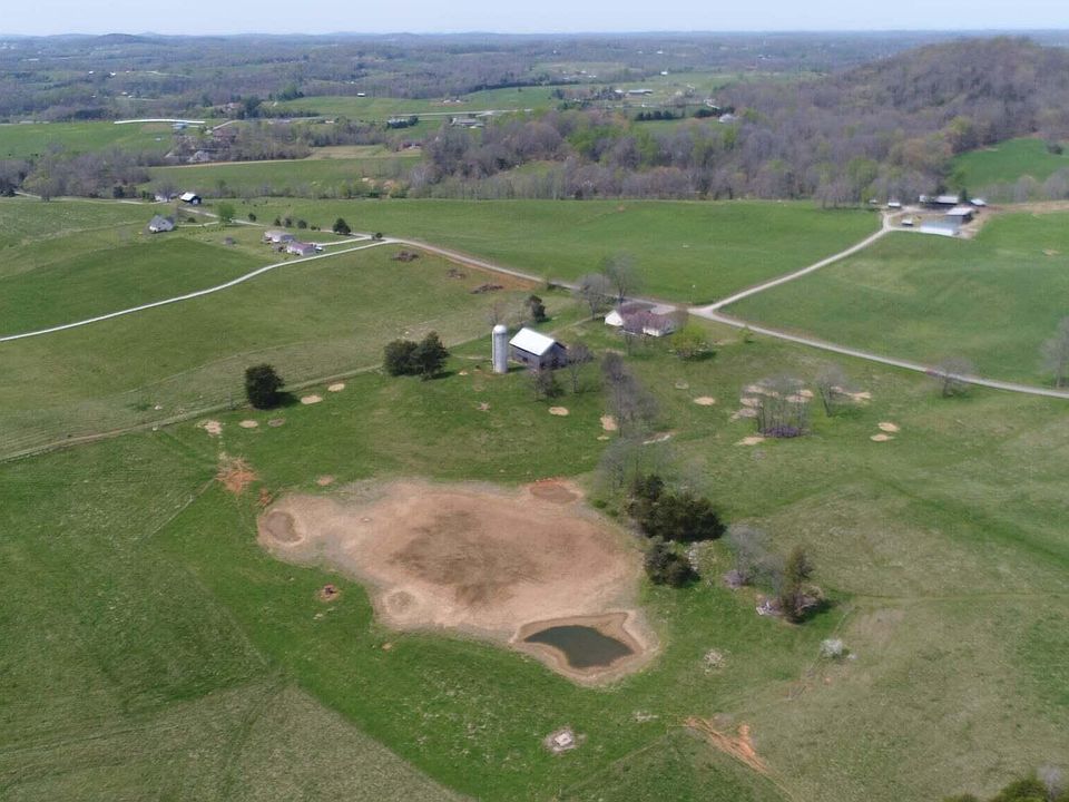 1st image of 475 McQueary Rd