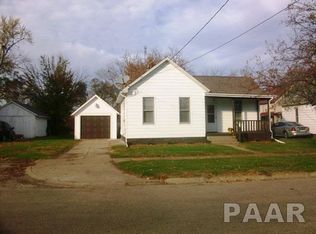 353 W Spruce St, Canton, IL 61520