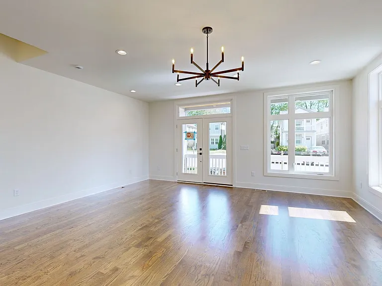 5909A Carl Pl — Photo 9