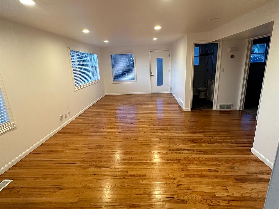 1st image of 527 N Westcapitol St