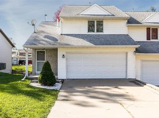 1016 N Boston Way, Coralville, IA 52241