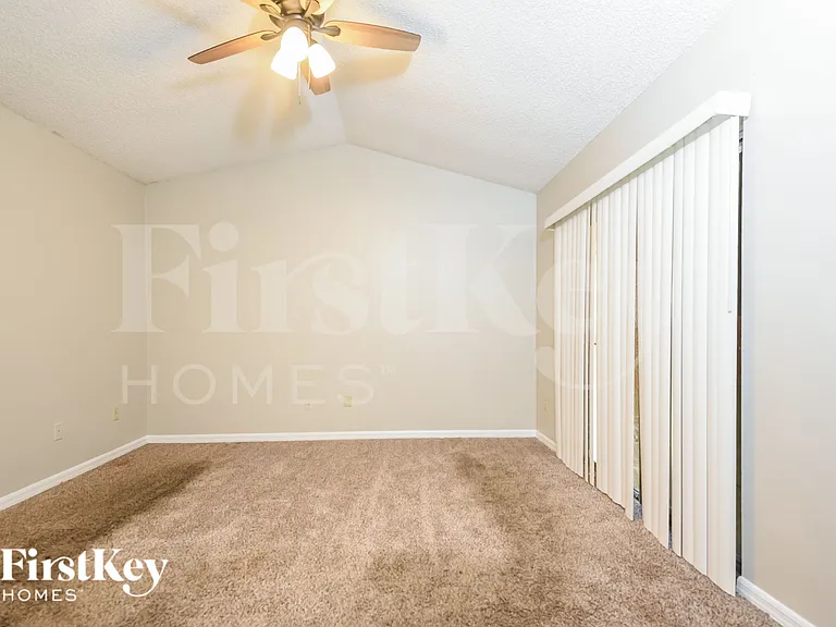 7208 Conan Ln — Photo 9