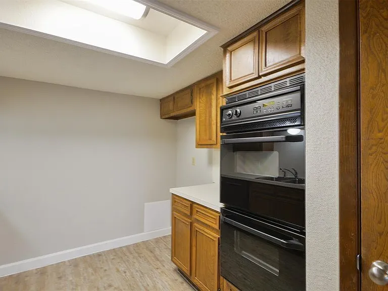 1326 Town Cir #1 — Photo 5