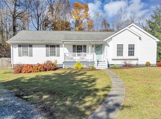 6839 Cedar Lake Dr, Gloucester, VA 23061