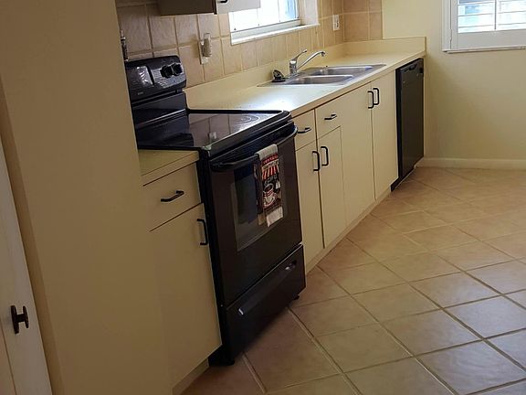5th image of 2357 SE 23rd Dr #2357