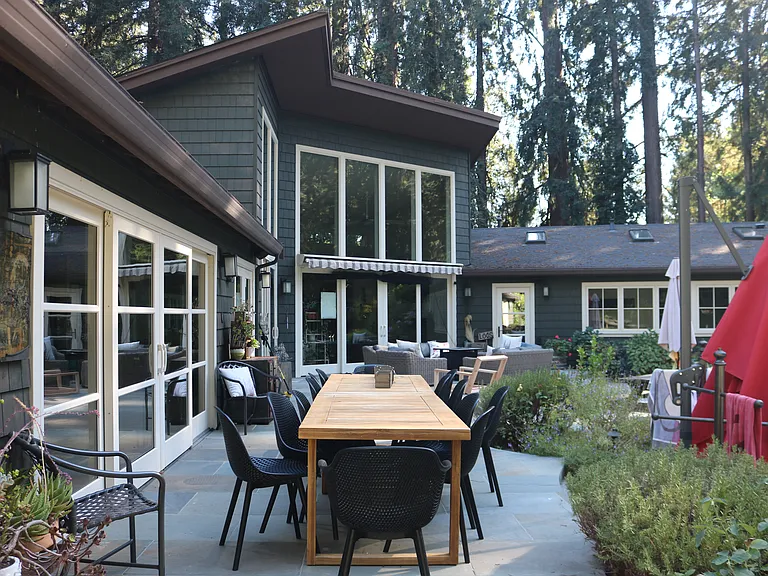 Redwood Ln — Photo 6