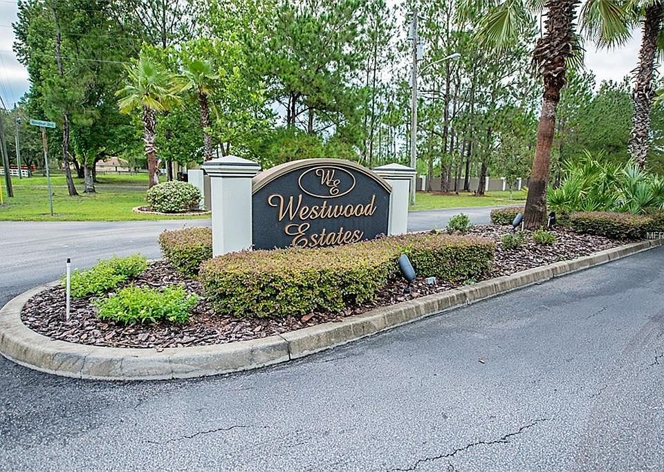 1st image of 8940 Woodleaf Blvd