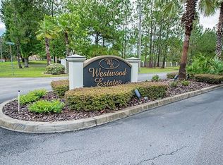 8940 Woodleaf Blvd, Wesley Chapel, FL 33544