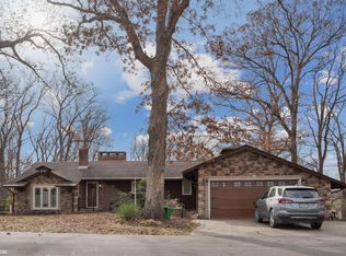 1012 Westwood Dr, Mount Pleasant, IA 52641