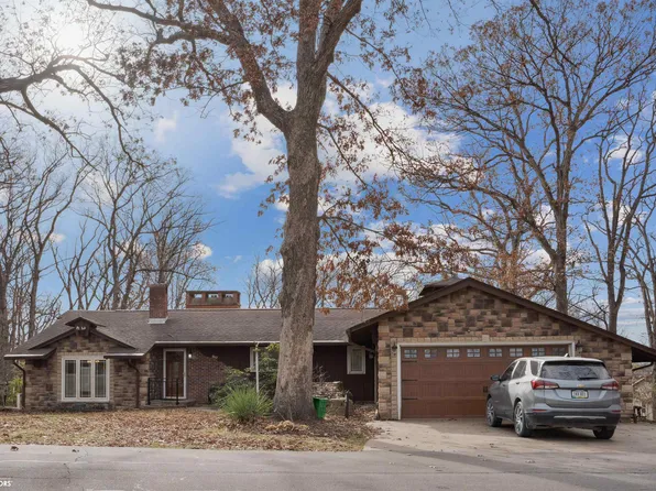 1012 Westwood Dr, Mount Pleasant, IA 52641