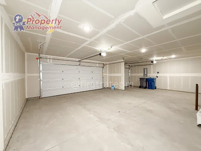 4918 Endicott Dr — Photo 20