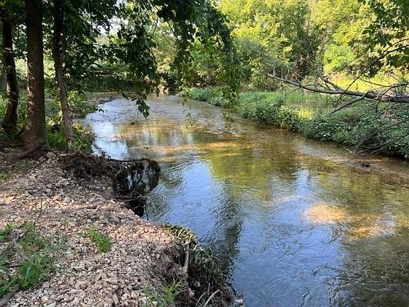 2nd image of 14400 Osage Creek Rd