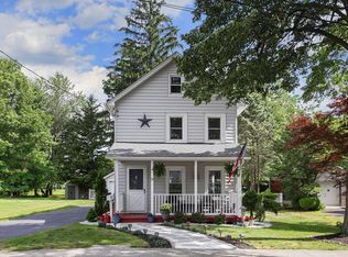 9 Clinton Ave, Eatontown, NJ 07724