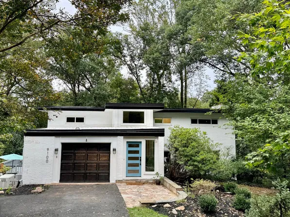9100 Santayana Dr, Fairfax, VA 22031