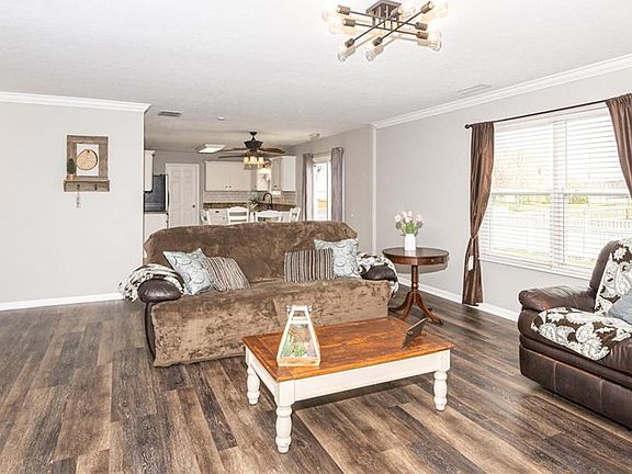 3rd image of 10848 Upland Way