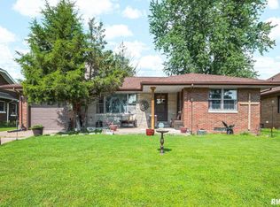 2907 N Sheridan Rd, Peoria, IL 61604