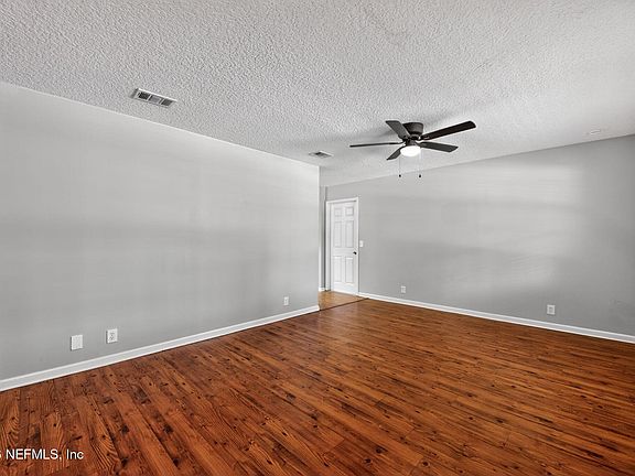 5th image of 3916 HUNTERS LAKE Circle W
