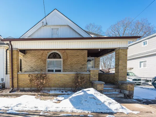 93 Dillabough St, London, ON N5Z 2B9