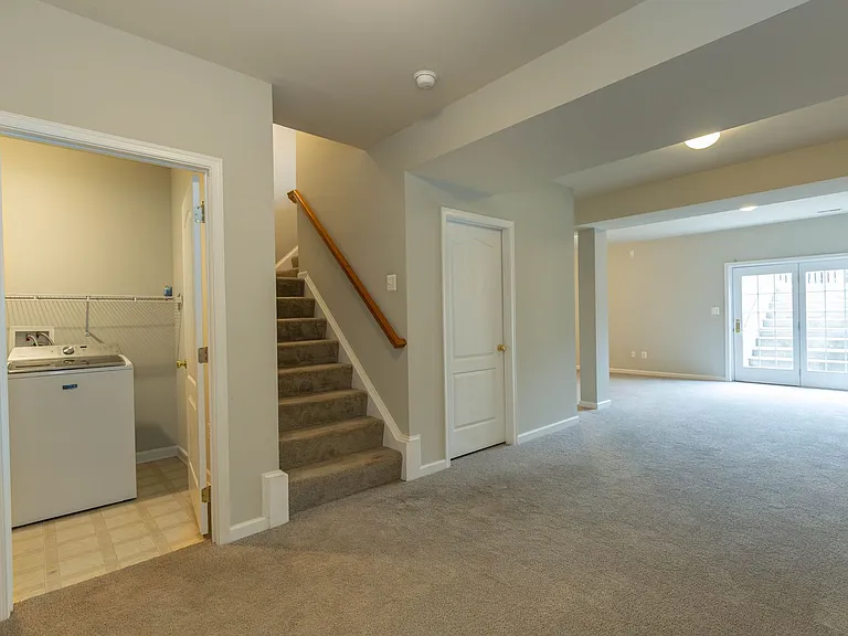 305 Lewisburg Ln — Photo 26