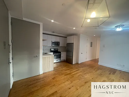 Rented by Hagstrom Management Inc | media 17